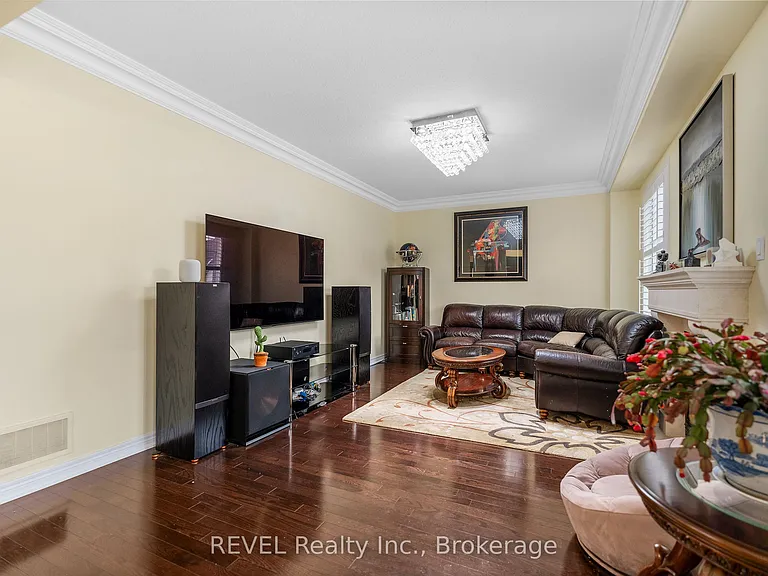 8892 Kudlac St — Photo 14