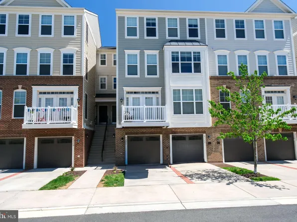 43370 Town Gate Sq, Chantilly, VA 20152