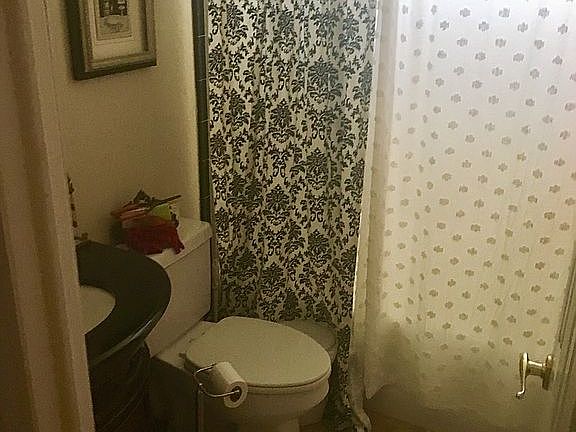 2nd Bathroom