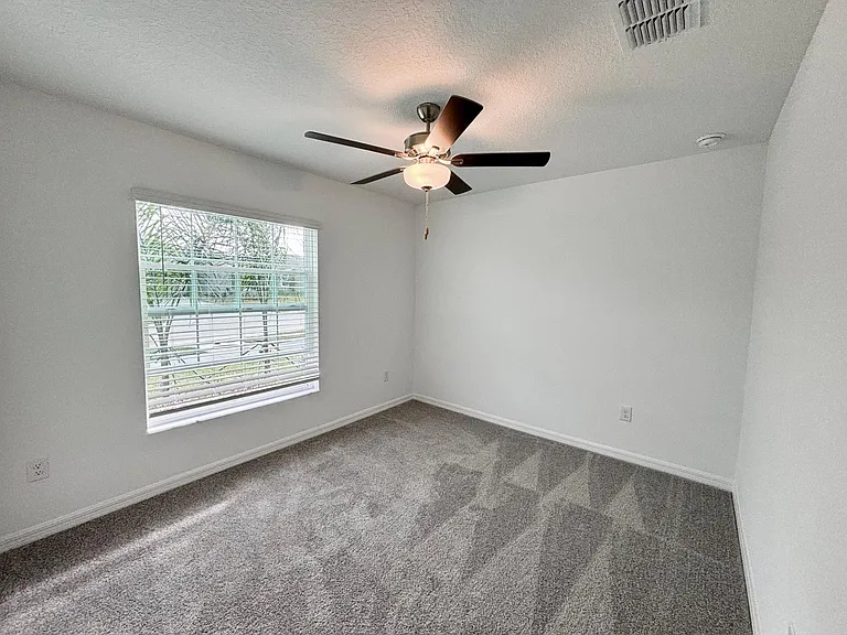 bedroom4
