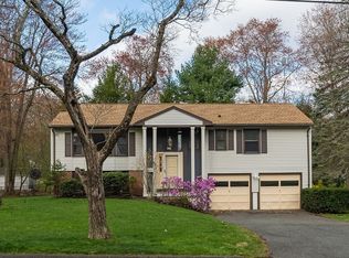 154 Brookwood Dr, Longmeadow, MA 01106