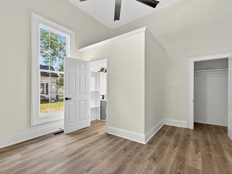 Second bedroom