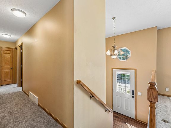 3rd image of 18716 U St