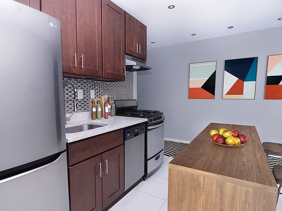 2nd image of 354 Cathedral Pkwy #2F