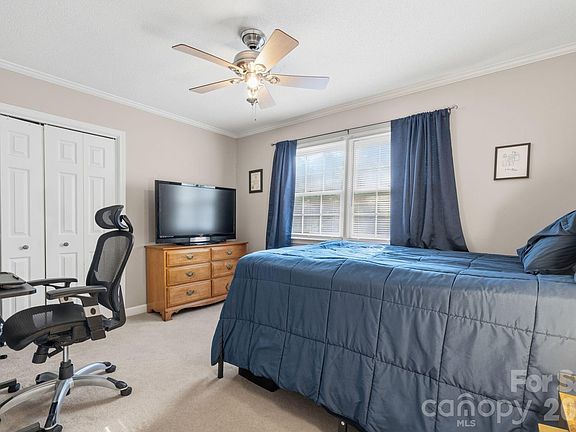 4th image of 3500 Sunningdale Ln #221