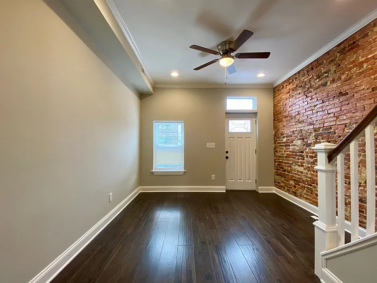 304 S Conkling St — Photo 6