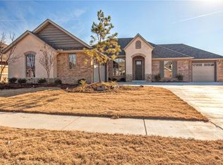 13600 Cobblestone Curv, Oklahoma City, OK 73142