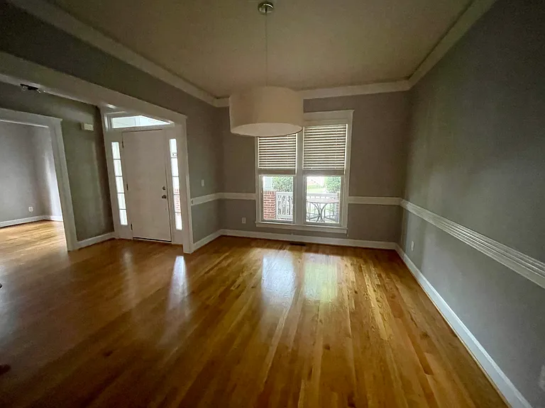 112 Westside Dr — Photo 6