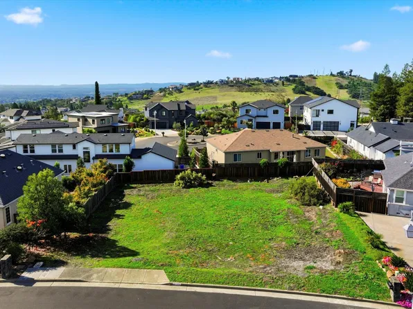 3639 Turnberry Circle, Santa Rosa, CA 95403