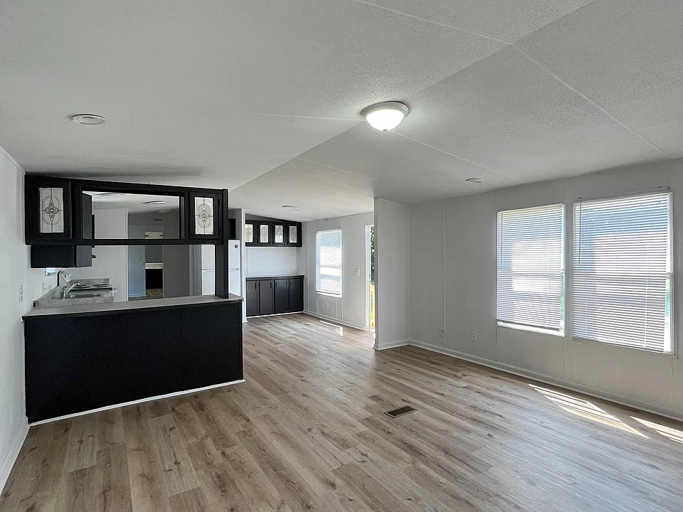 188 Bismarck Dr