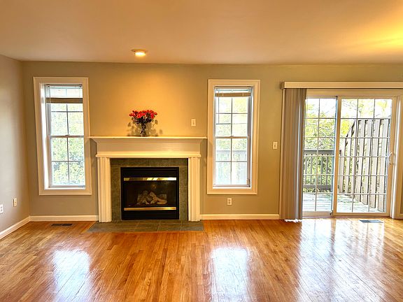 3rd image of 157 Leeder Hill Dr APT 407