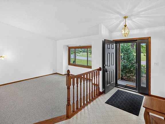 2nd image of 14051 Jonquil Ln N