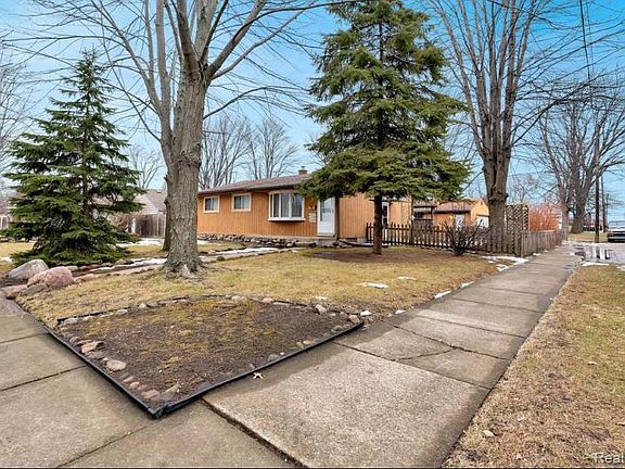 5th image of 32120 John Hauk St