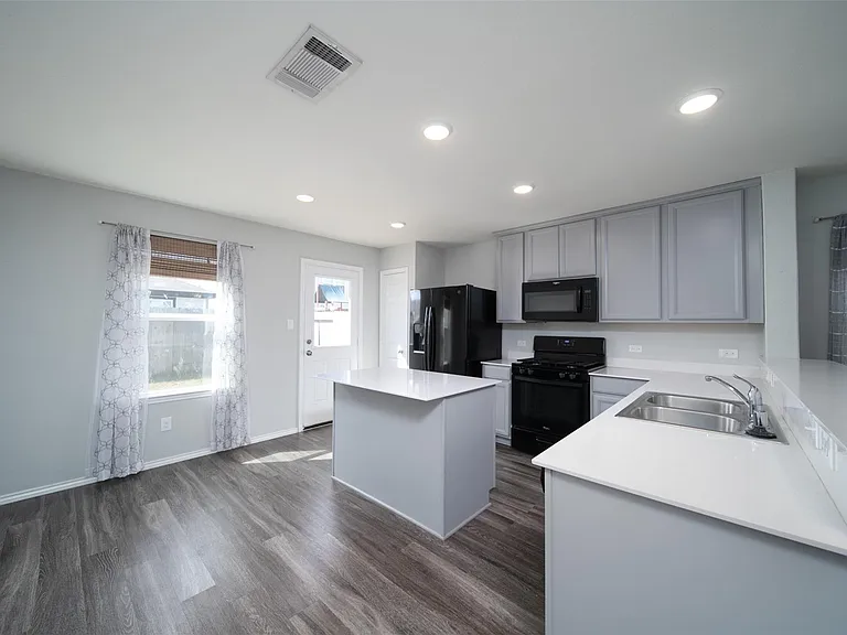 24023 Swather Way — Photo 8
