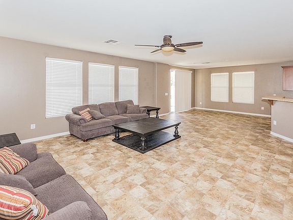 4th image of 7057 S Greeneyes Ln