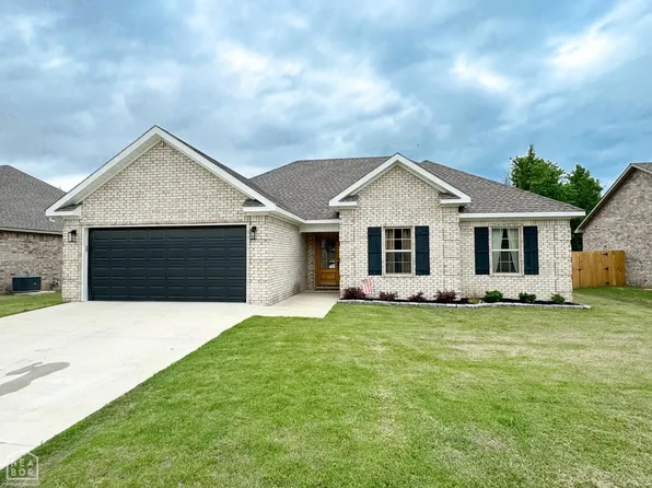 303 Stella Dr, Bono, AR 72416
