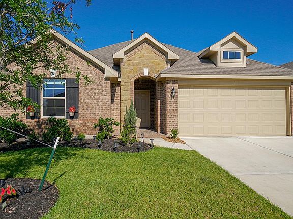 2nd image of 4839 San Gregorio Ln