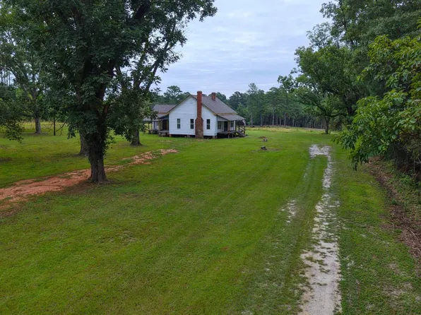 1903 Avant Rd, Georgiana, AL 36033