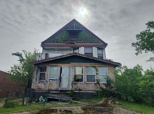621 Eddy Rd, Cleveland, OH 44108