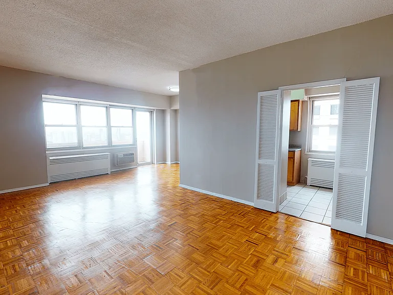 80 N Moore St #8039G — Photo 5