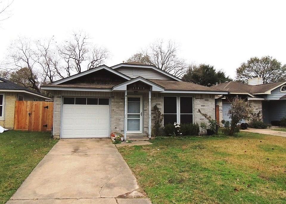 1st image of 11019 Stockwood Dr