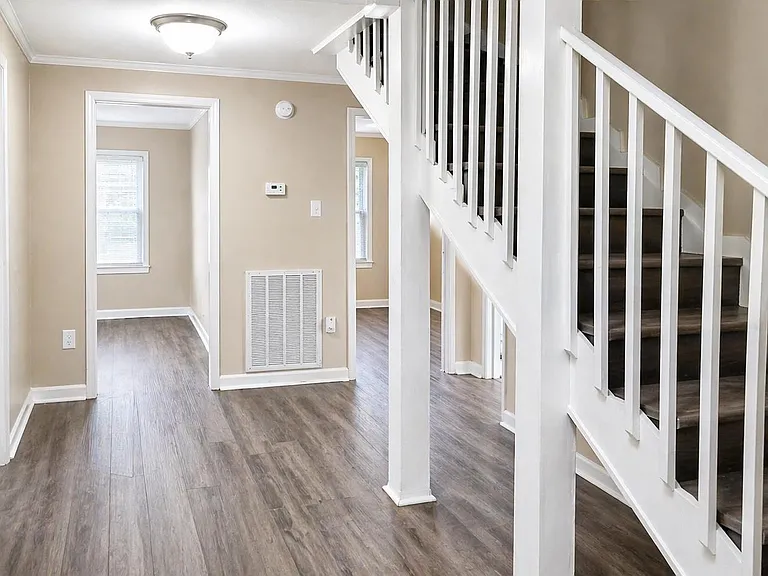 3912 Pine Ave SW — Photo 4