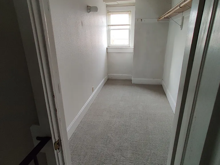 3015 Aldrich Ave S #2 — Photo 2