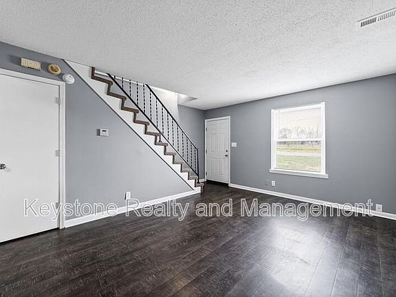 4th image of 1269-40 Stateline Rd