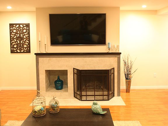 5th image of 9553 Beach St Unit 18