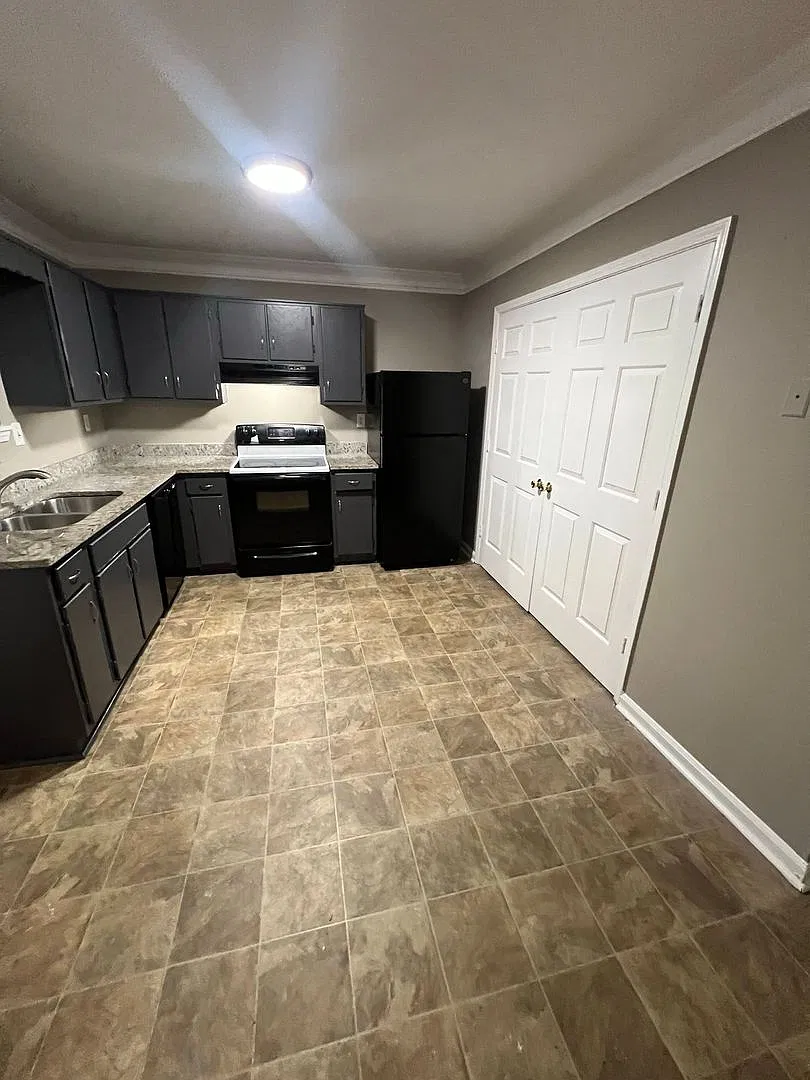 3125-3127 Sarah Lou Drive — Photo 4