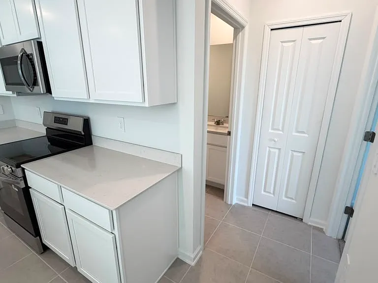3375 Alexander Dr — Photo 13