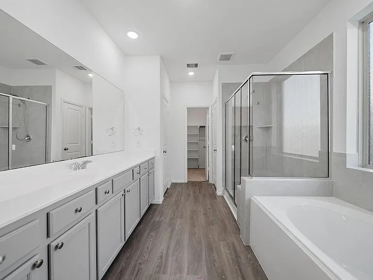 14230 Overbrook Willow Way — Photo 21