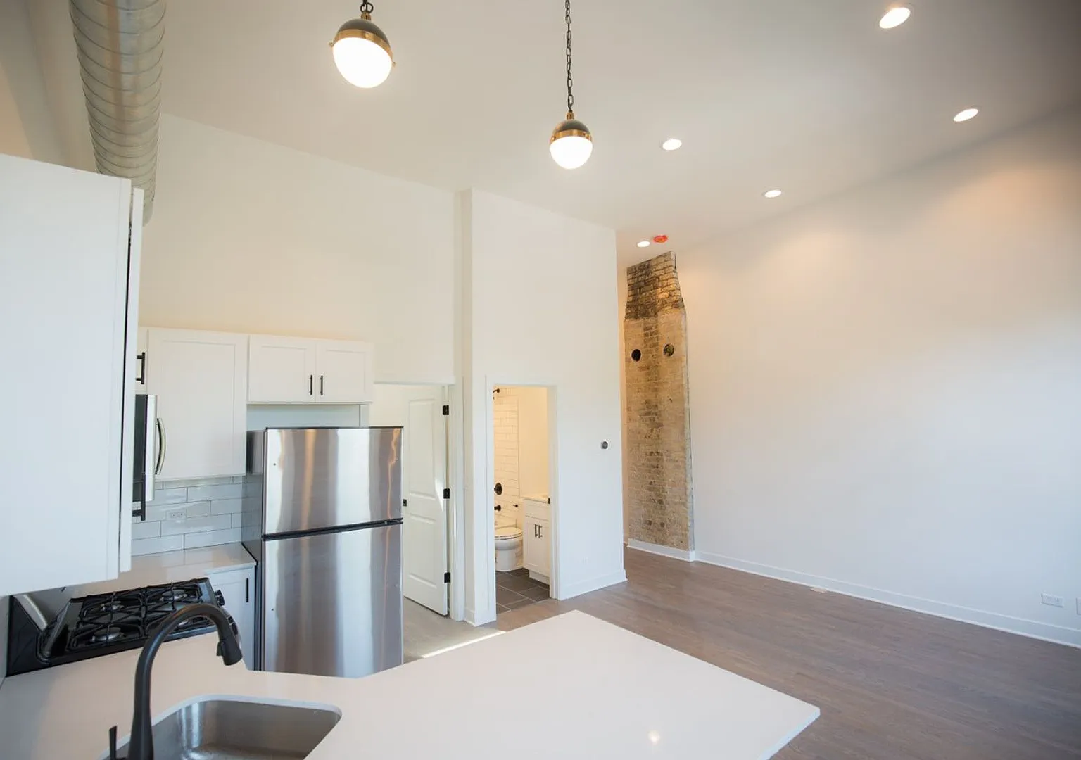 415 North — Photo 2