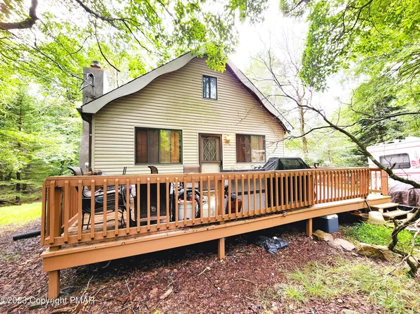 29 Lupine Dr, Lake Harmony, PA 18624