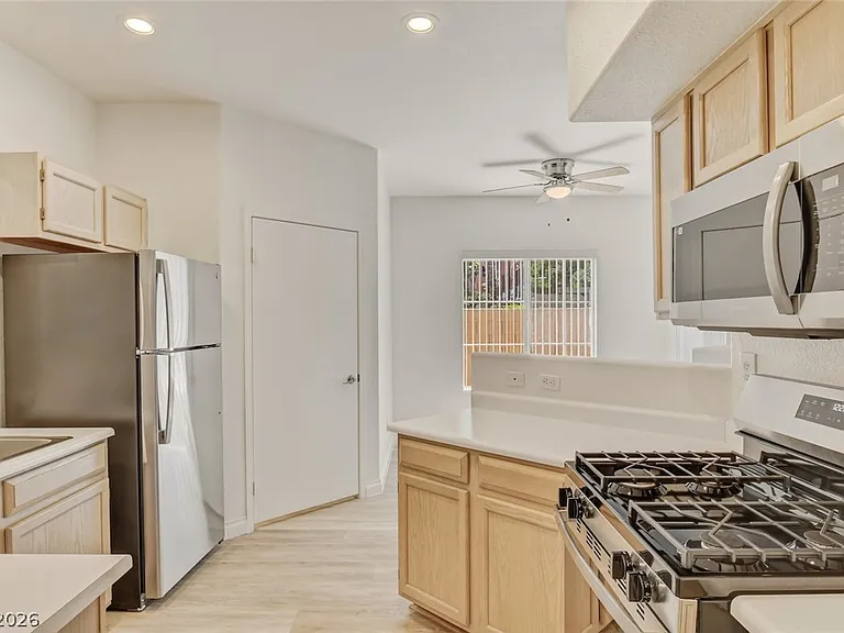 9000 Las Vegas Blvd S #1079 — Photo 17