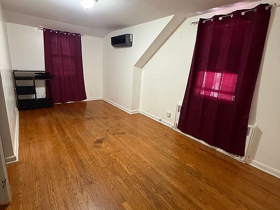 4th image of 37 Nepera Pl Unit 2