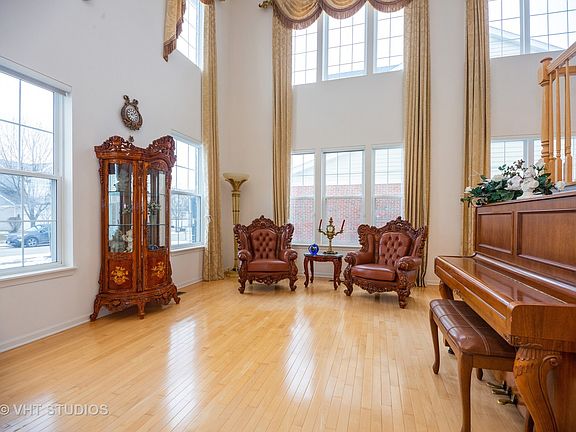 4th image of 2328 Sarazen Dr
