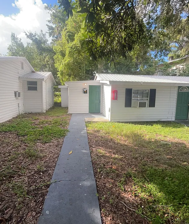 507 W Baker St #1