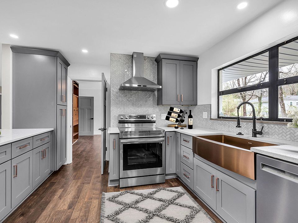 1st image of 205 Belvoir Ave
