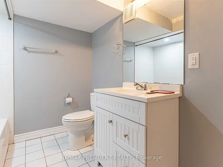 17 Manitou Cres #BASEMENT — Photo 9