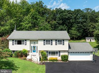 2715 Mystic Woods Ct, Mount Airy, MD 21771