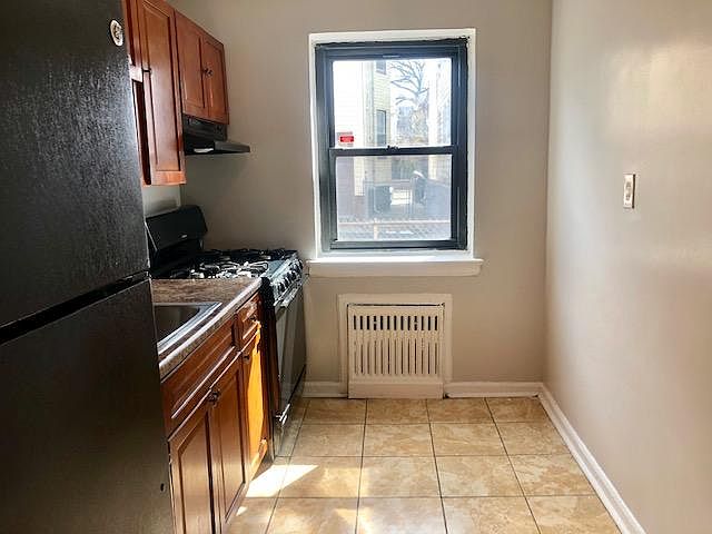 1st image of 302 N Oraton Pkwy APT B2