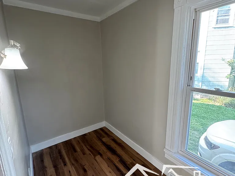 330 W 10th Ave #A — Photo 5