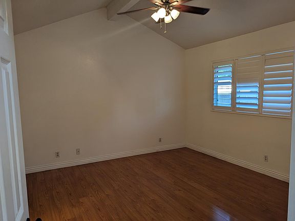 5th image of 113 Castleton Dr