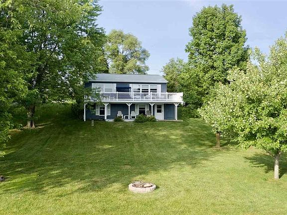 4th image of 294 Lake Shore Dr