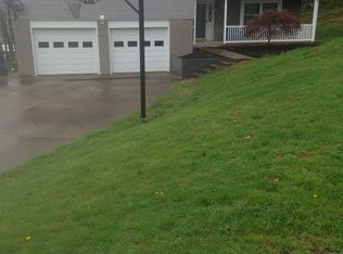 2330 Dunzweiler Dr, Zanesville, OH 43701