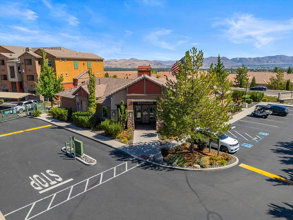 The View Apartments