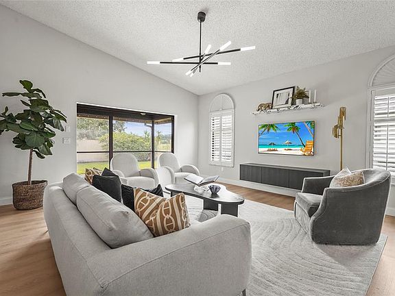 3rd image of 7845 Pine Trace Dr