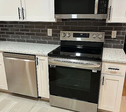 5th image of 5141/5143 E Brookfield Dr