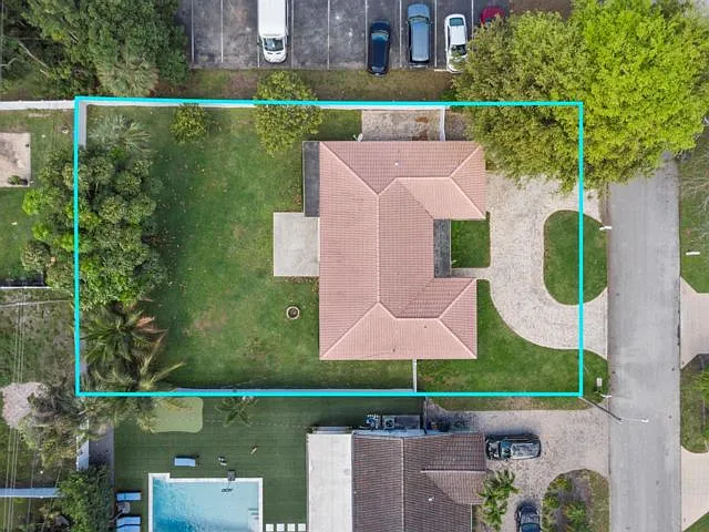 1180 SW 17th St — Photo 18